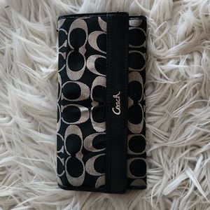 Coach Signature C Wallet